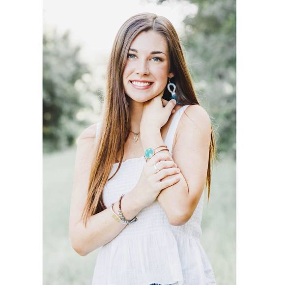 Meet your Posher, Dixie - Picture 1 of 1